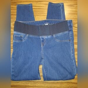 ❄️Old Navy Maternity Rockstar Jeans